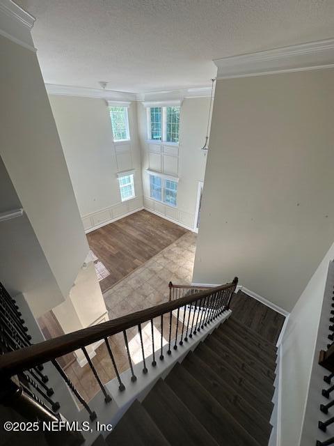 Building Photo - 738 W Kings College Dr