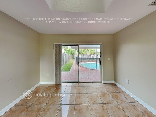 Building Photo - 1121 NW 129th Pl