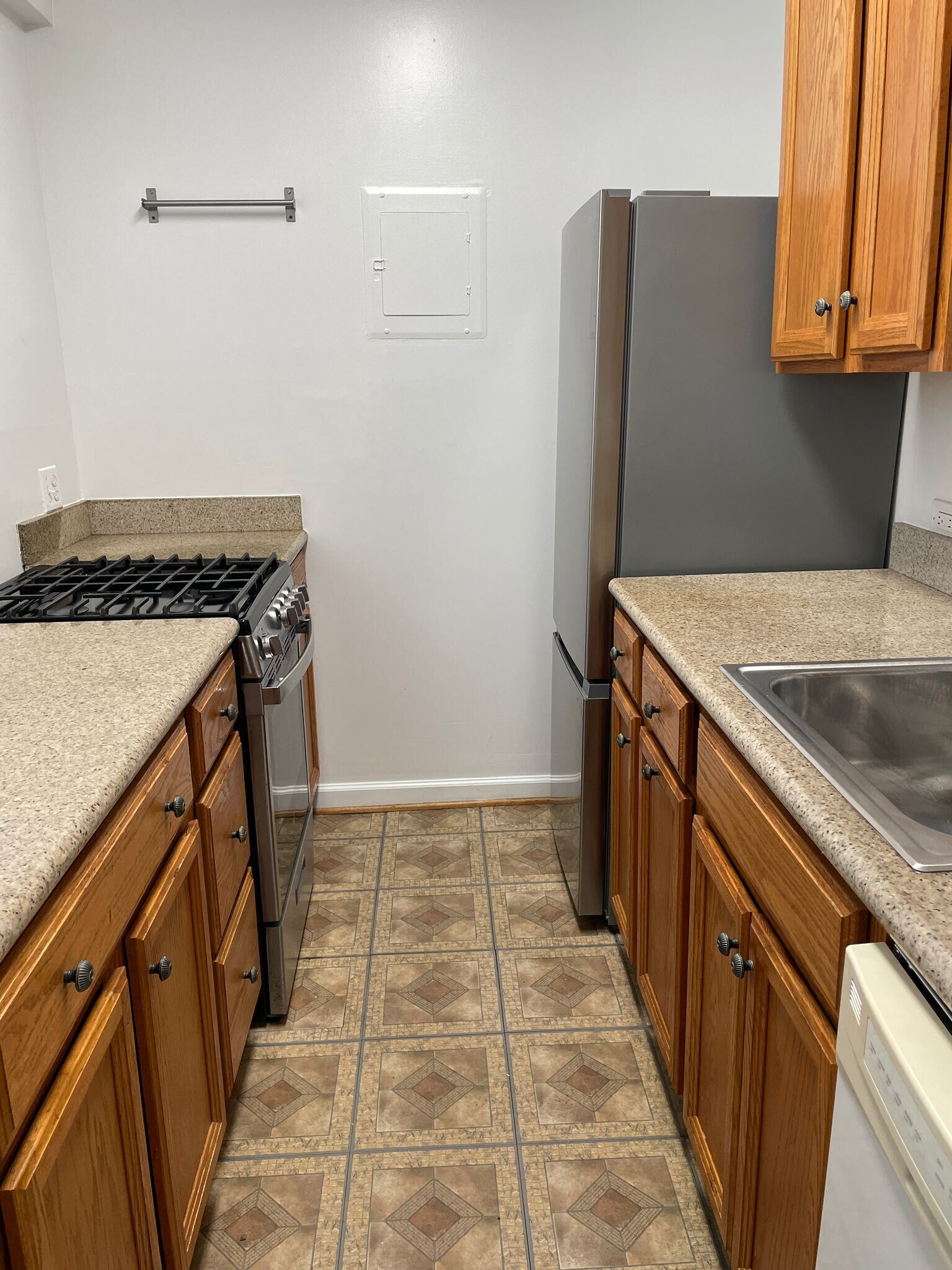 Kitchen - 3601 Wisconsin Ave NW