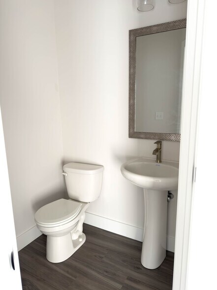 Building Photo - 216 Ringneck Cir