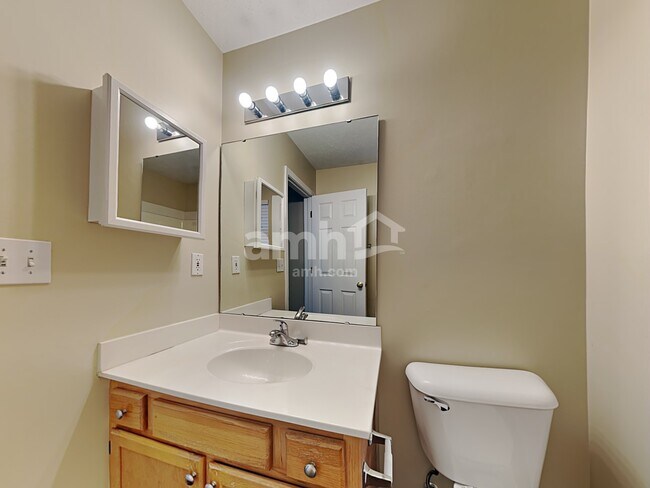 Building Photo - 2223 Fedders Ct