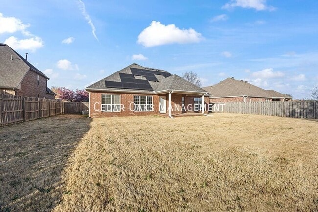 Building Photo - 6239 W Persimmon St