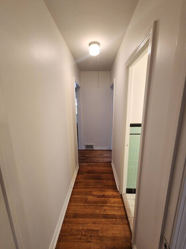 Building Photo - Move-In Special: Save $300 on This Charmin...