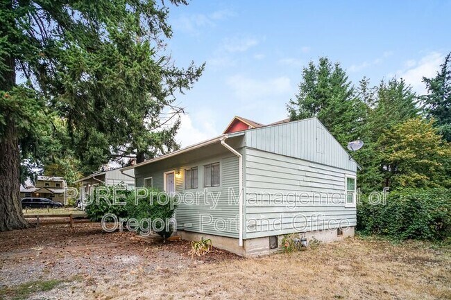 Building Photo - 4632 SE 122nd Ave