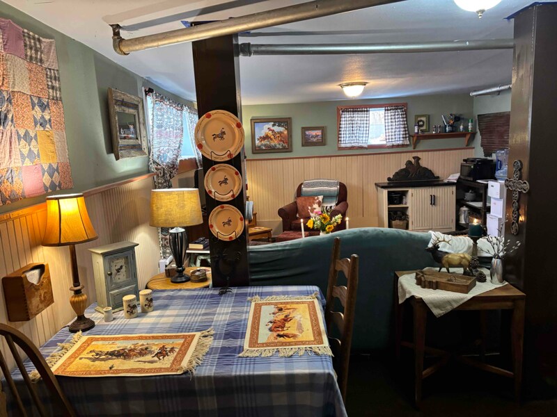 Building Photo - 425 S Washington St