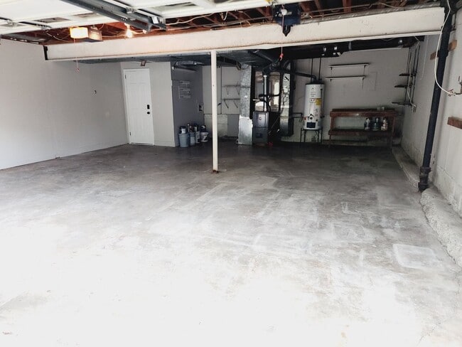 Building Photo - Vestavia Living: 4 Bed, 2.5 Bath Rental on Catala Rd