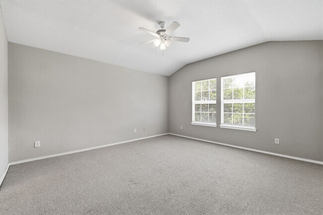 Building Photo - Spacious Two-Story Home in Prime Laurel Canyon Location