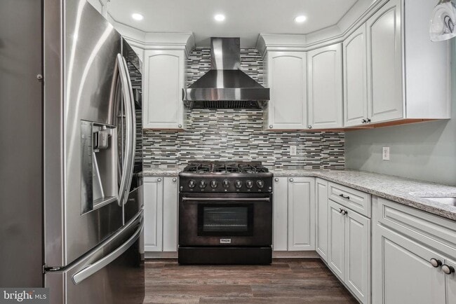 Building Photo - 4006 Dubois Ct