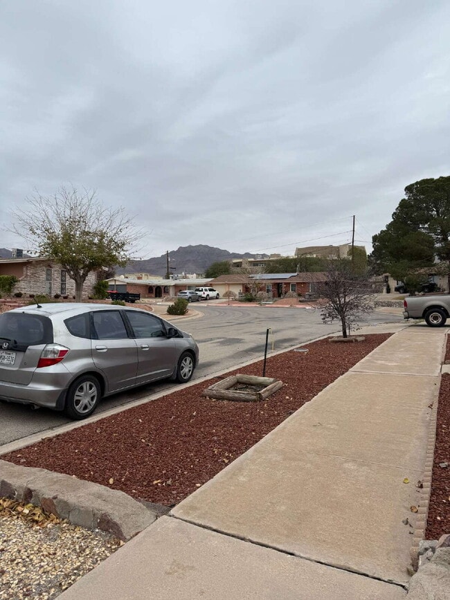 Building Photo - 220 Rio Tinto Dr