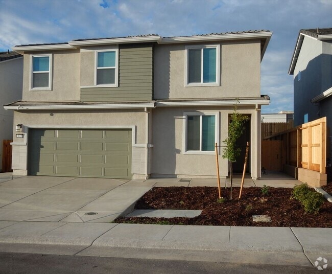 Building Photo - 3613 Misty Lake Dr