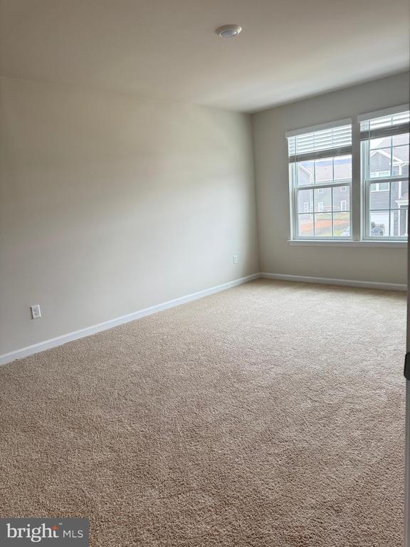 Building Photo - 179 Caterpillar Dr