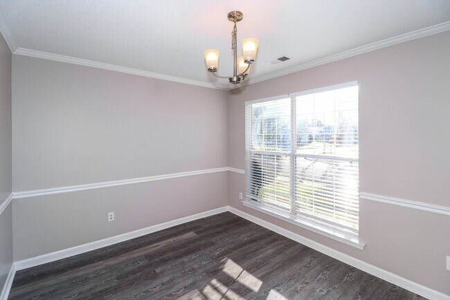 Building Photo - 5452 Belle Ridge Dr