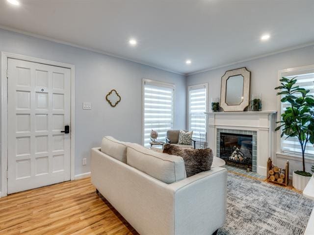 Building Photo - 5739 Ellsworth Ave