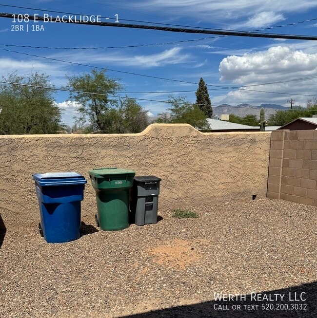 Building Photo - 108 E Blacklidge-1