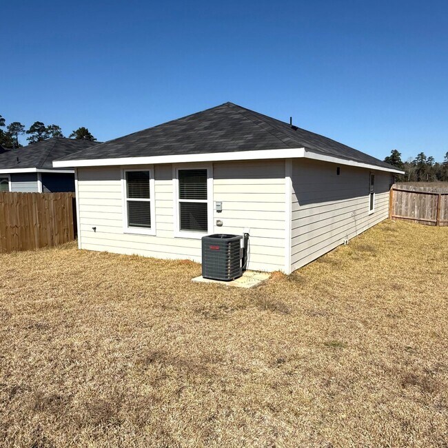 Building Photo - 11926 Midas Ln