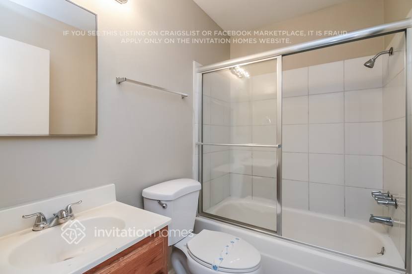 Building Photo - 5136 N 78th Ave