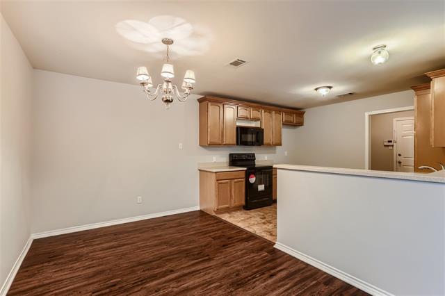 Building Photo - 704 Ashbrook Dr