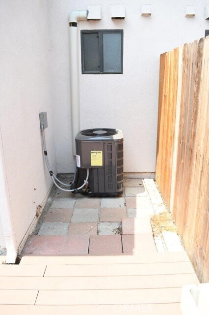 Building Photo - 1239 Foothill Blvd