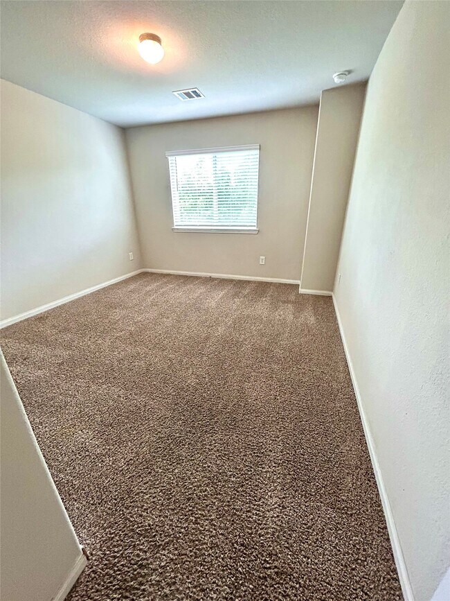 Building Photo - 22342 Clear Castle Dr