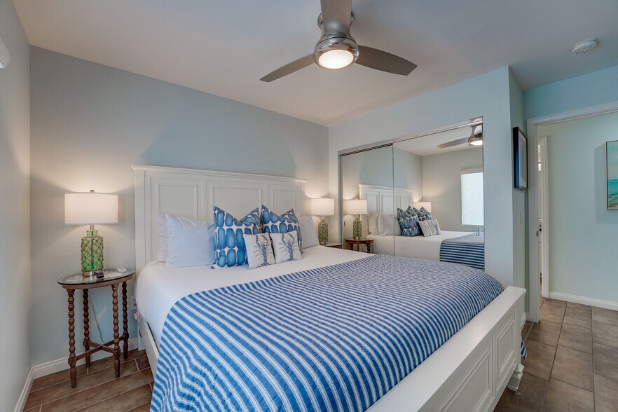 Building Photo - 817 Ostend Ct