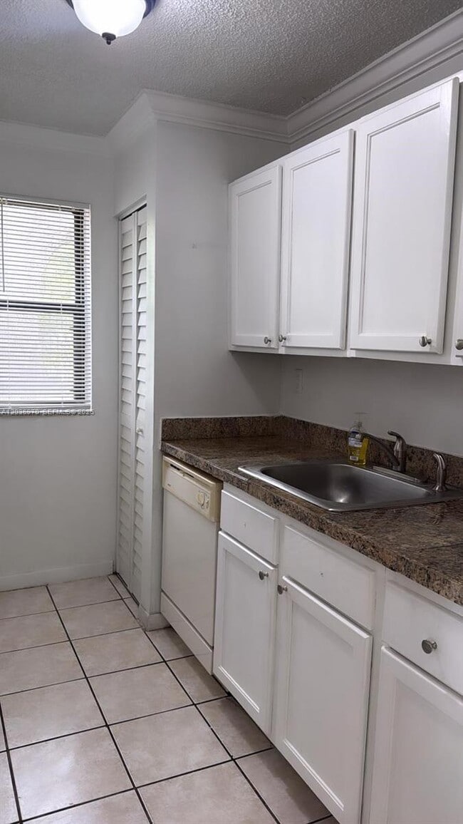 Building Photo - 15640 SW 80th St