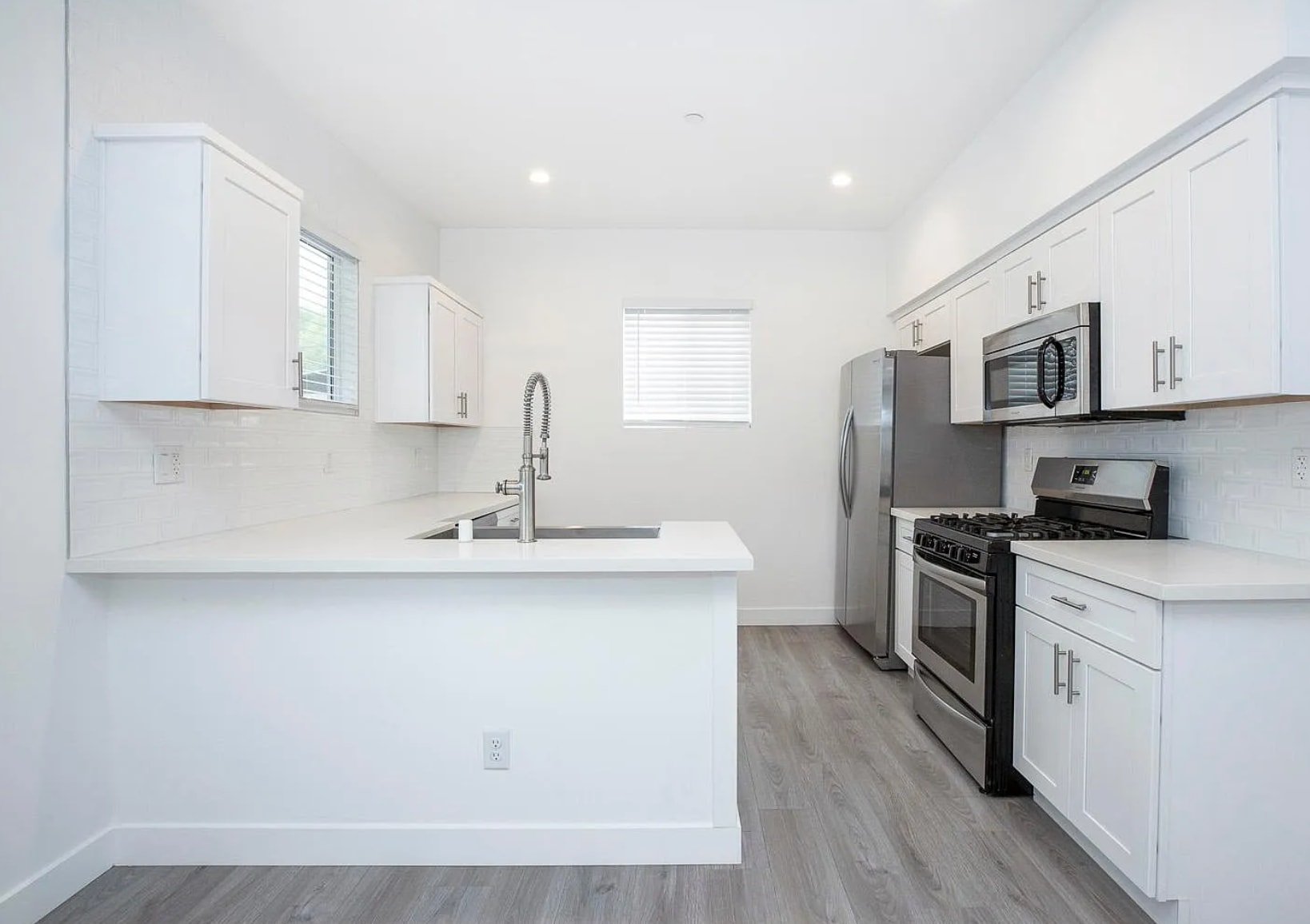 Building Photo - 5026 Cleon Ave