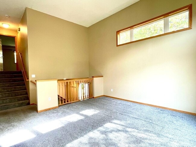 Building Photo - 7414 Bolton Way