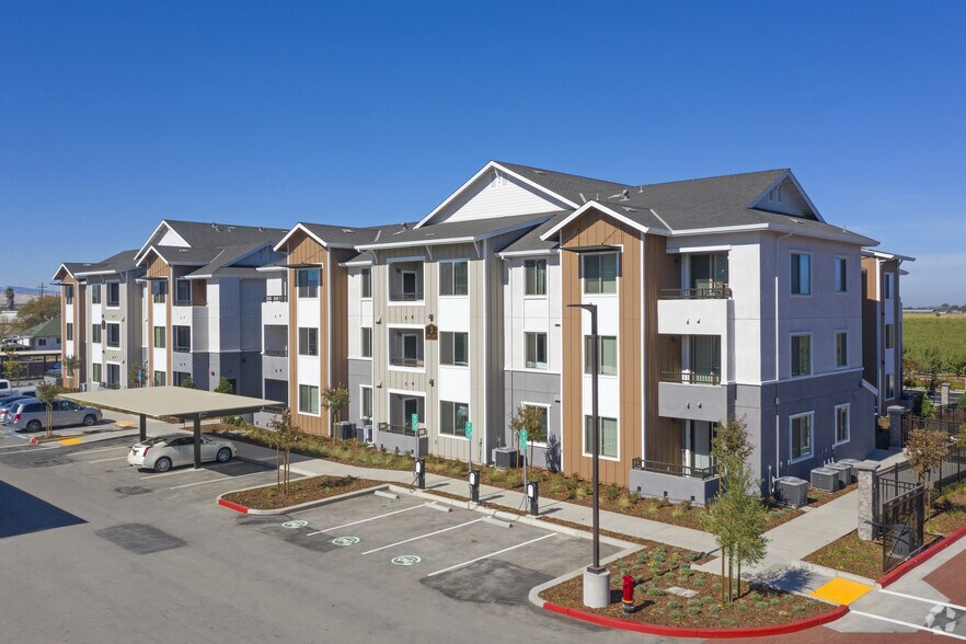Gateway Station Apartments 3600 W Grant Line Rd Tracy CA 95304