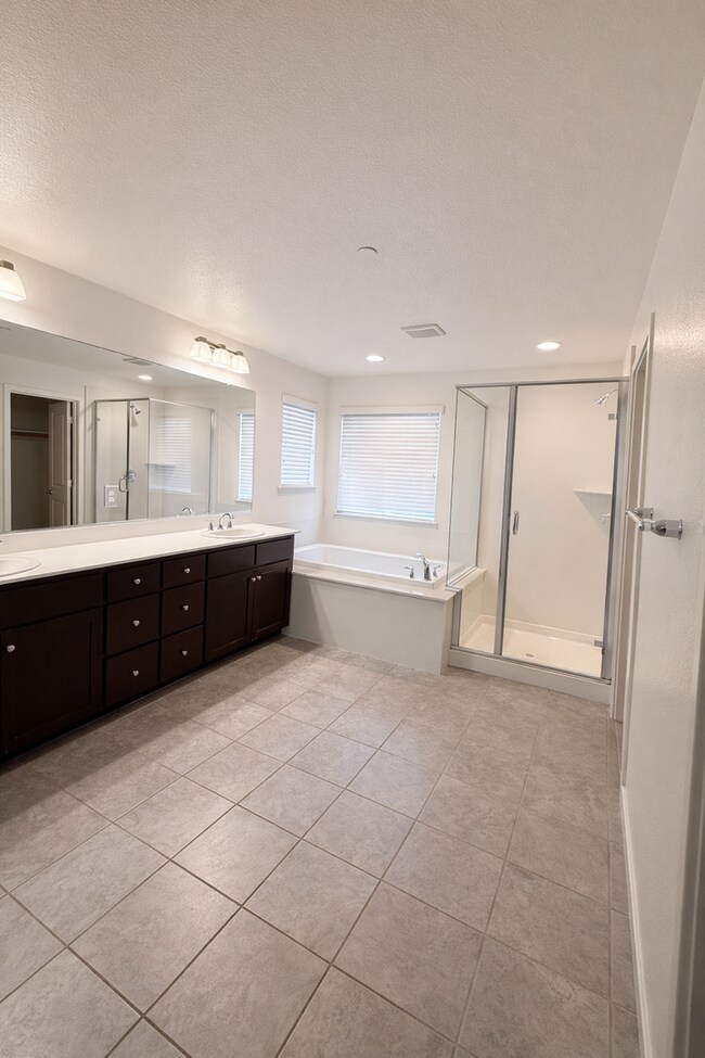 Building Photo - Energy-Efficient Emerson Ranch Home | 5 Bed + Owned Solar, Powerwall, EV Charging & Beautiful Bac...