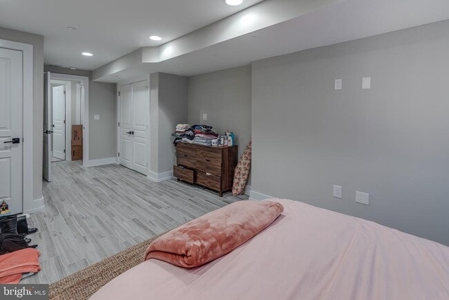 Building Photo - 2022 Kimball St