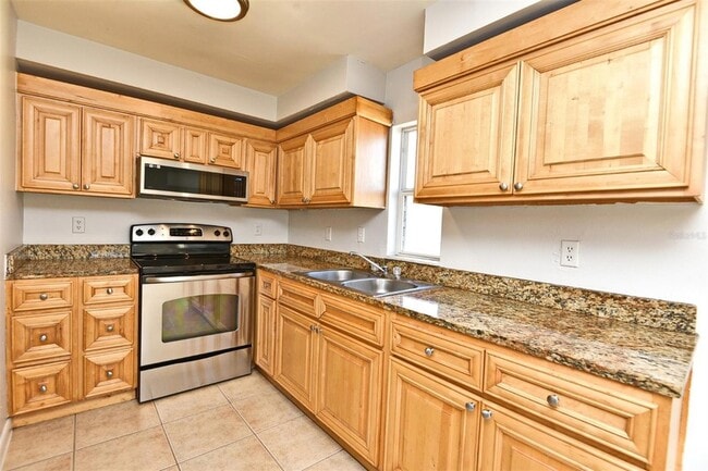 Building Photo - 123 Lori Anne Ln