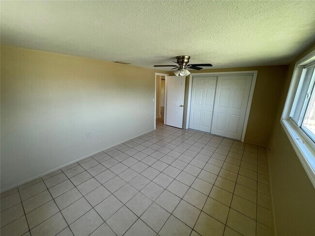 Building Photo - 5448 Celcus Dr