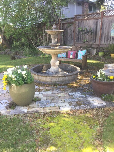 fountain view from cottage - 205 Virginia Ave