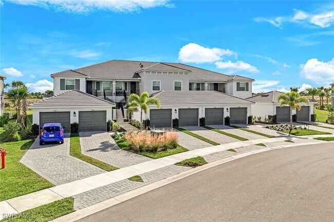 Building Photo - 11811 Venetian Lagoon Dr