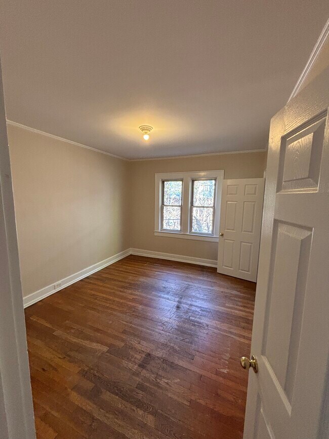 Building Photo - 1110 Orlando Pl