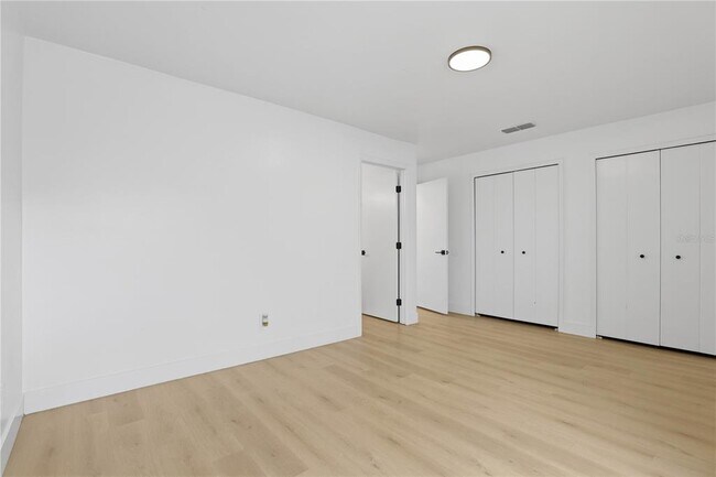 Building Photo - 640 Macduff Ln