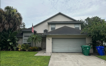 Building Photo - Fully Renovated Two-Story Single Family Ho...