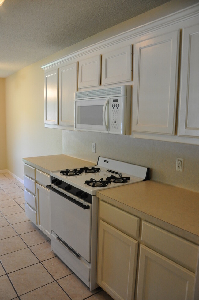Building Photo - COMING SOON! Updated 3 Bedroom in Lindale ...