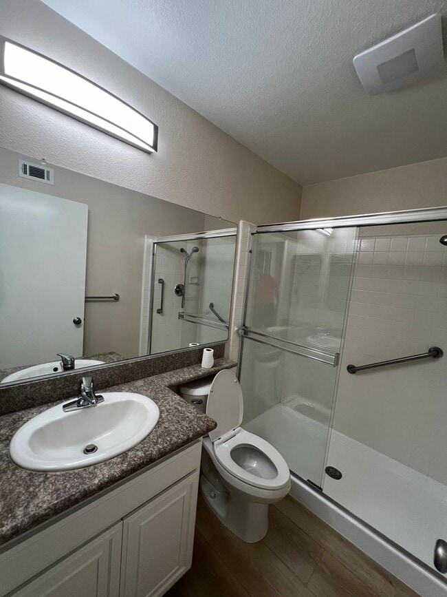 Building Photo - Capri Model Home in Leisure Village