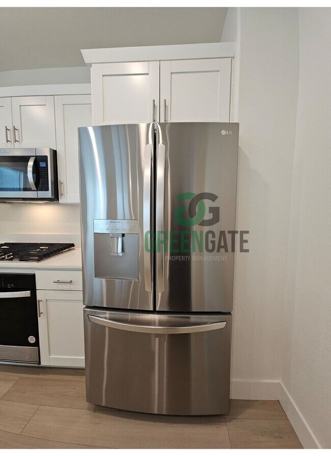 Building Photo - 3 Bedroom 2.5 Bath New Build in Lathrop! AVAILABLE NOW!!