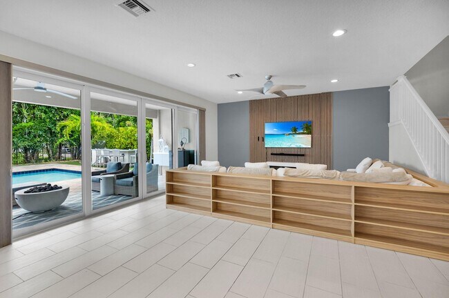 Building Photo - 9712 Celtic Sea Ln