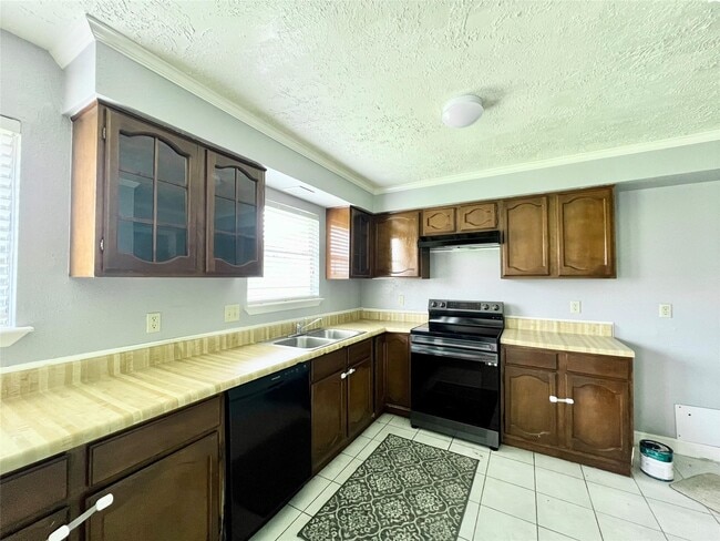 Building Photo - 1338 Holbech Ln