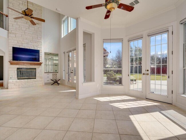 Building Photo - 15405 Prestancia Dr