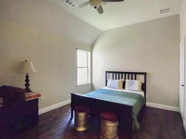 Building Photo - 4815 Livingston Dr