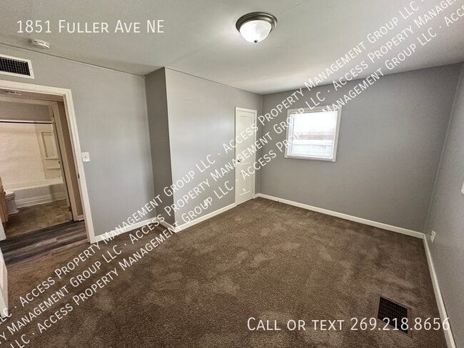 Building Photo - 1851 Fuller Ave NE
