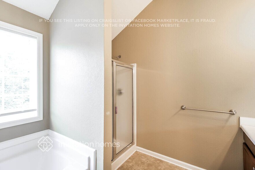 Building Photo - 3012 Newtons Crest Cir
