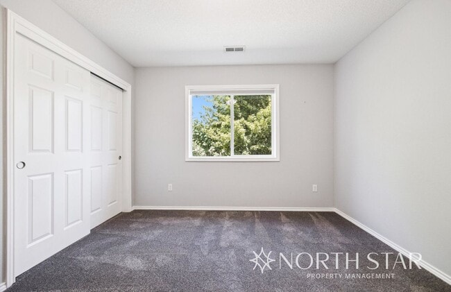 Building Photo - 11591 SW Cole Ln
