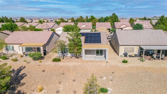 Building Photo - 7349 Shelduck St