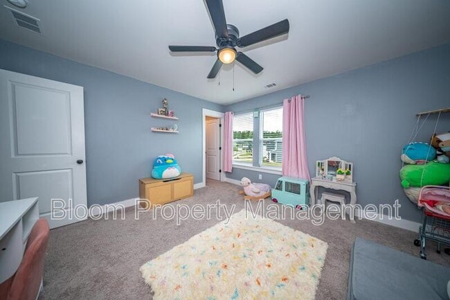 Building Photo - 5008 Cedar Brush Ct