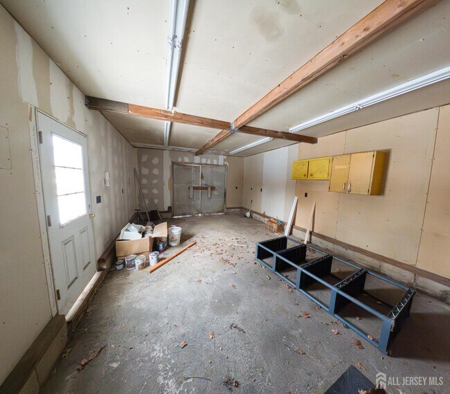 Building Photo - 15 Sedgwick St